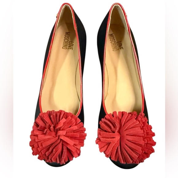Love Moschino Red Puff Pom Pom Black Leather Flats Size 38/ US 8 - Picture 5 of 10